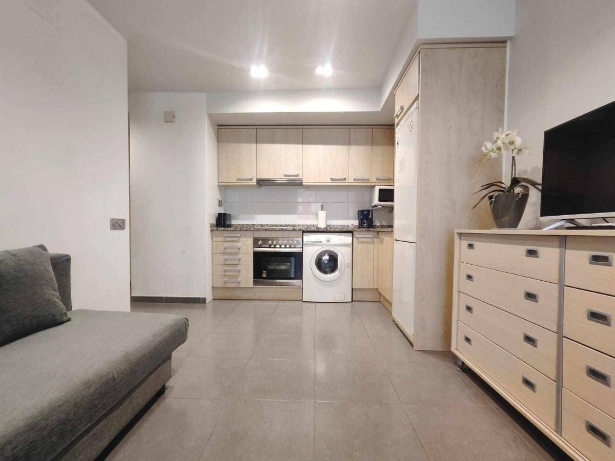 Mazi Apartments Nest Mataro Bagian luar foto